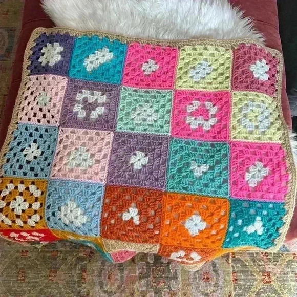 Handmade Granny Square Crochet Blanket - Colorful 30”x30” Vintage-Inspired Throw - Picture 3 of 7